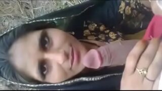 राजस्थानी भाभी ने खेत में लुंड चूसा सेक्स वीडियो