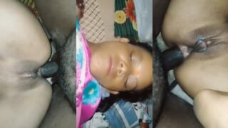 चिकनी चूत वाली बिहारी भाभी की छोडा गांड