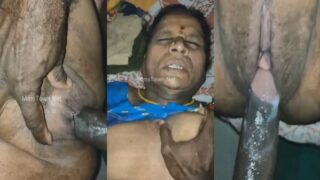 चिकनी चूत वाली मिडिल ऐज तमिल आंटी की हार्ड चुड़ै